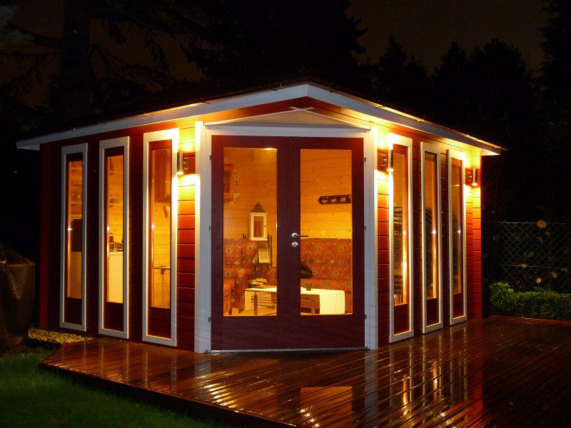 Gartenhaus bei Nacht