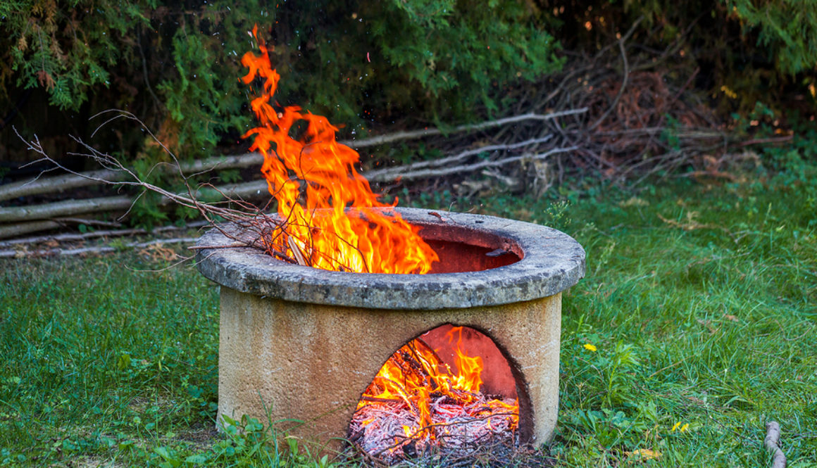 Nachbarrecht Feuerstelle Im Garten Ist Offenes Feuer Erlaubt Gartenhaus Aufbau