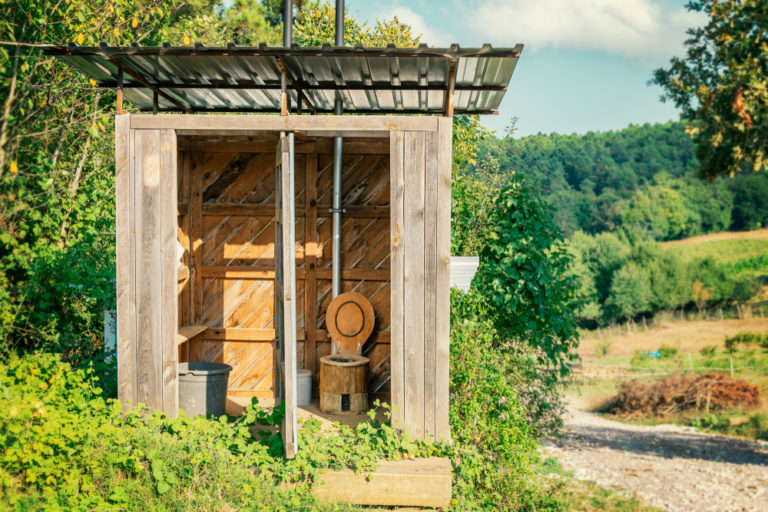Gartentoilette ohne Wasseranschluss Trockenklo im Garten Gartenhaus